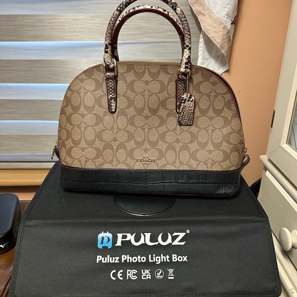 Coach Signature Exotic Mix Sierra Satchel EUC